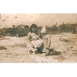 Bettine van der Pot with daughter Jenny at the site of their future home 34 Boomerang Road, Collaroy Plateau, c1946