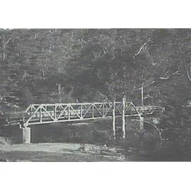 Bridge carrying water-pipes, upper Middle Harbour