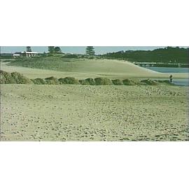 Entrance to Narrabeen Lagoon